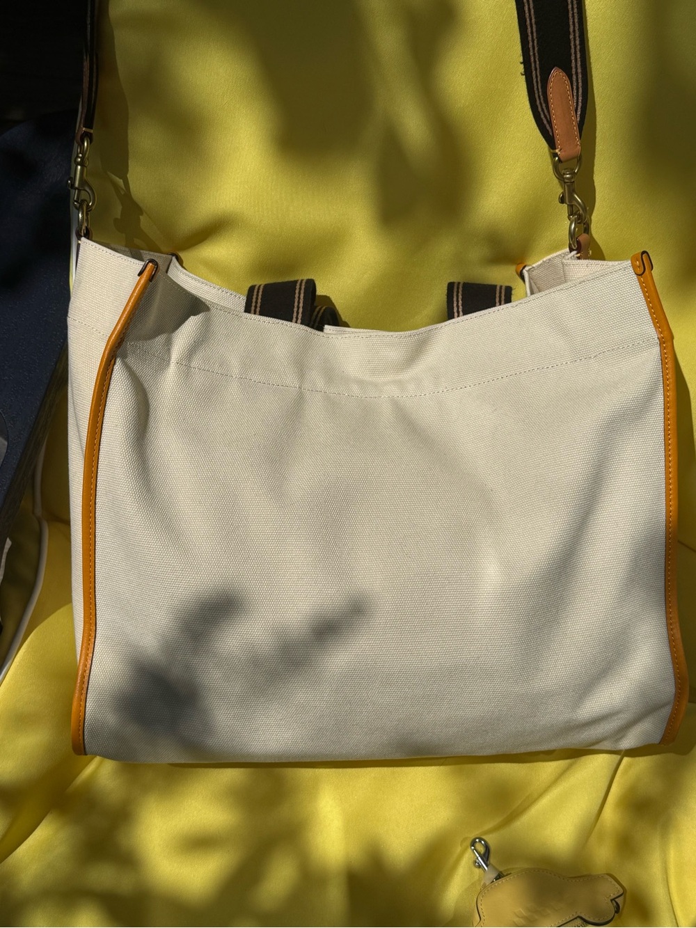 Camp Coach Canvas Tote 40 - Picture 3 of 14